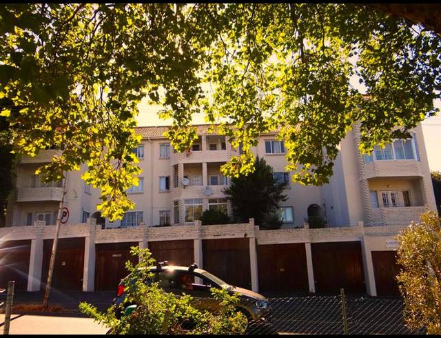 2 BEDROOM PROPERTY TO RENT IN RONDEBOSCH